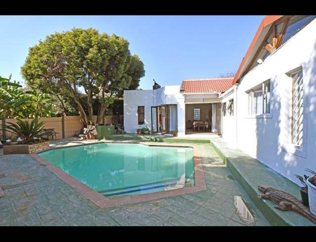 4 BEDROOM HOUSE FOR SALE IN THE REEDS